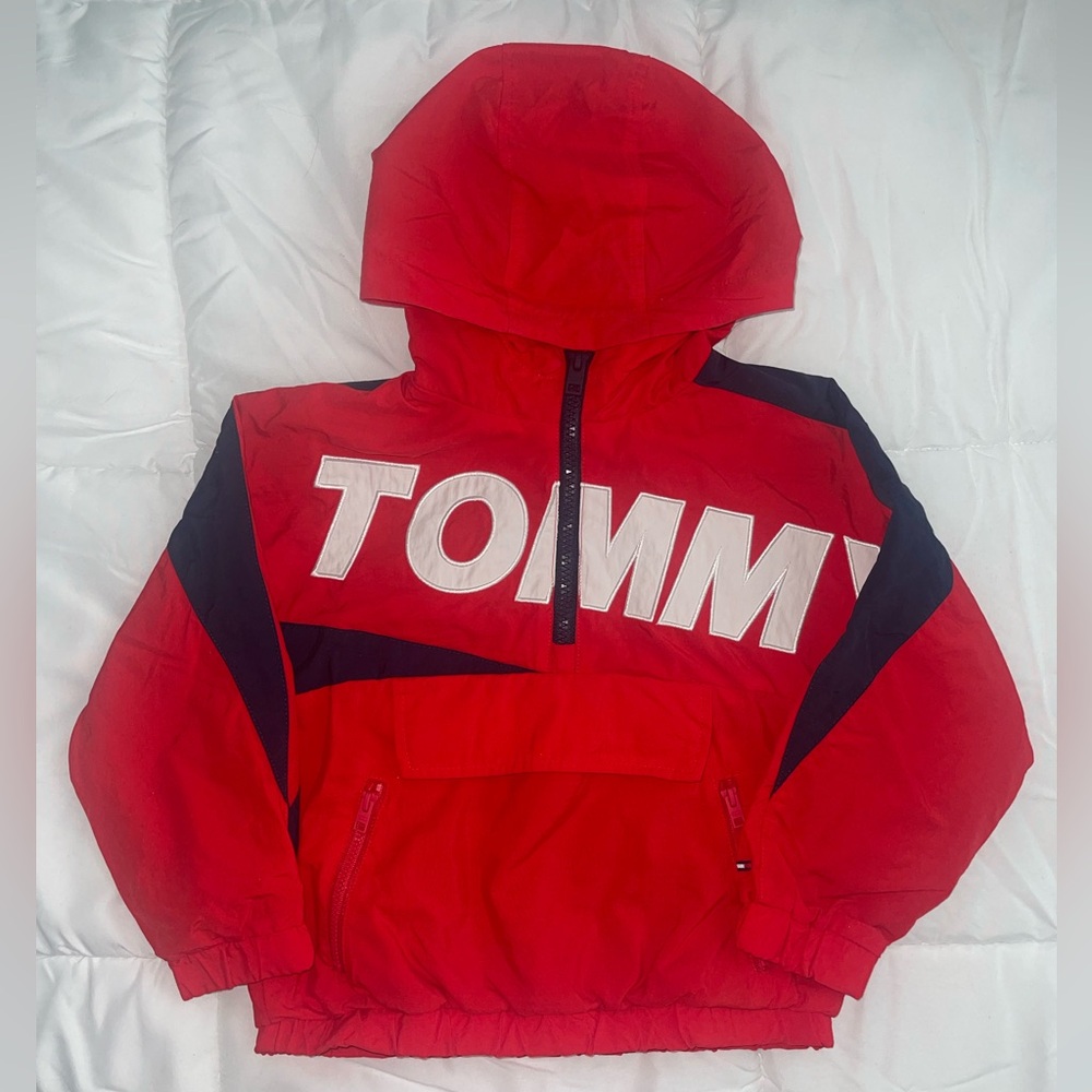 Tommy Hilfiger Pull Over Jacket Size 4-5T ❤️